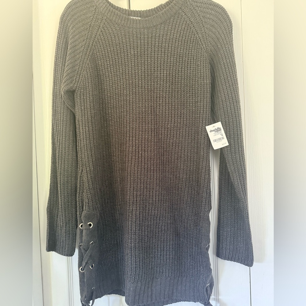 Charlotte Russe Gray Crew Neck Sweater